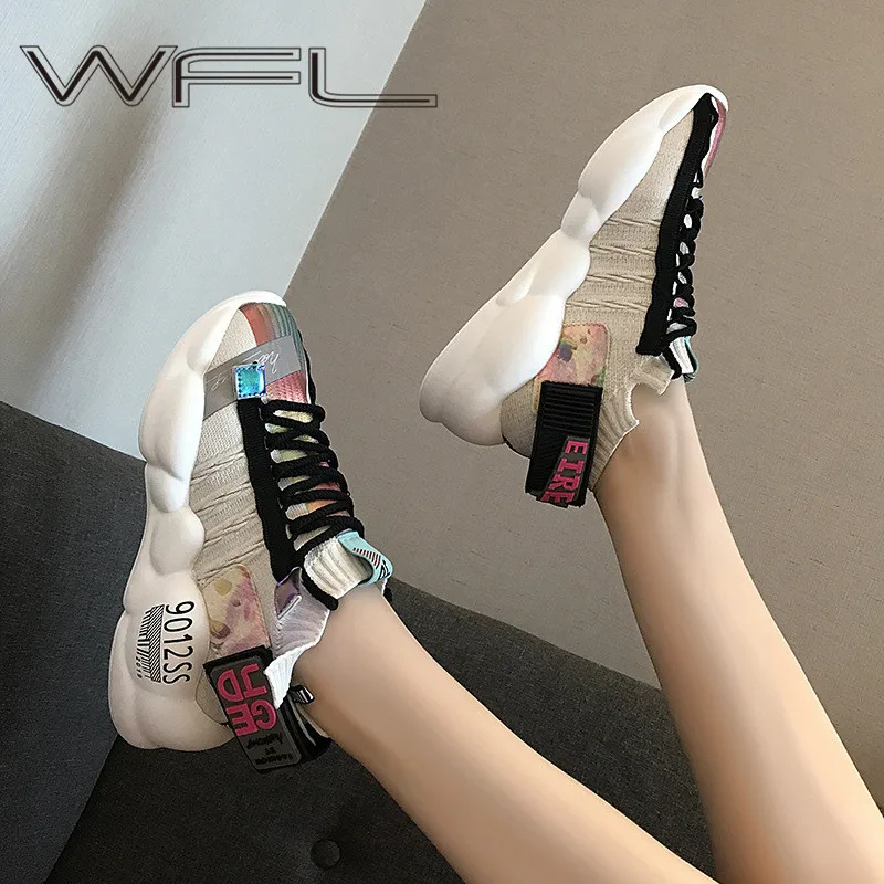 Кроссовки WFL женские на массивной платформе Модные дышащие сникерсы с