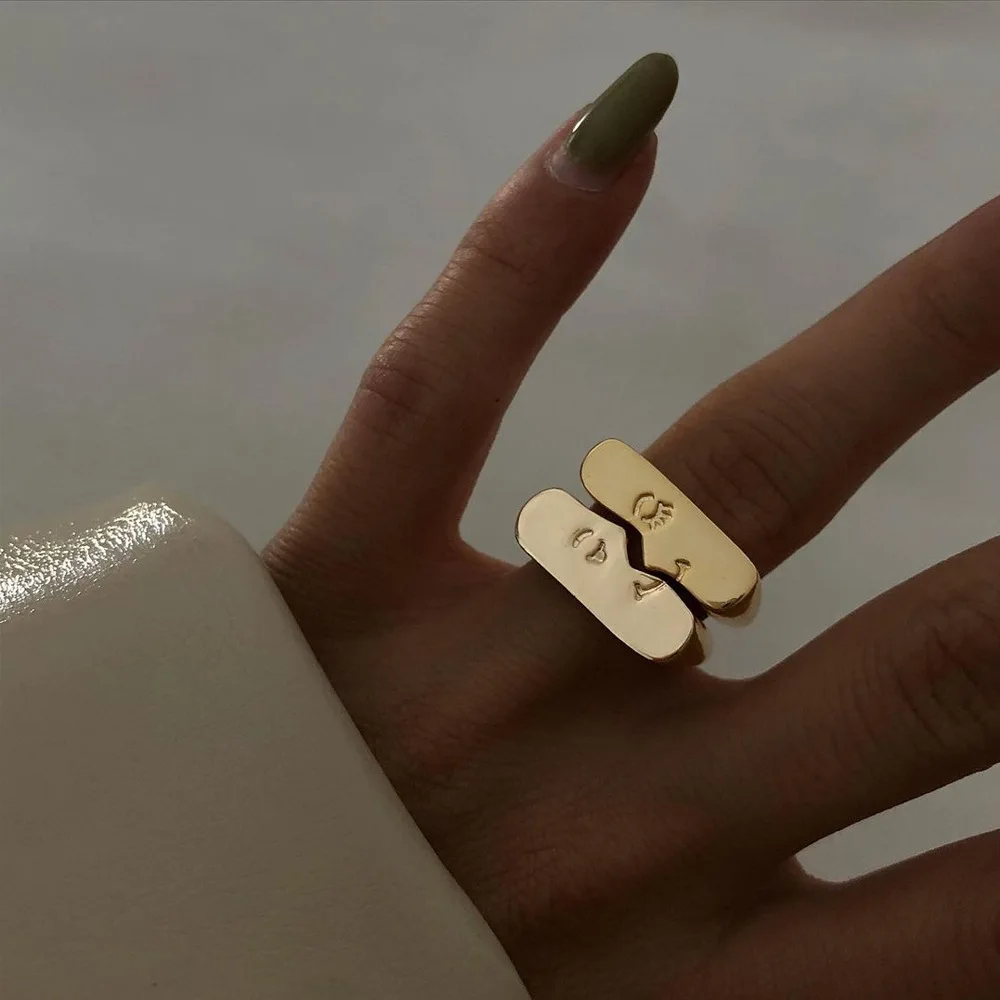 Srcoi Unique Abstract Face Pair Ring Set Minimalista Matching Half Face Rings For Women Emoticon Coppia Ring Regali Di Capodanno