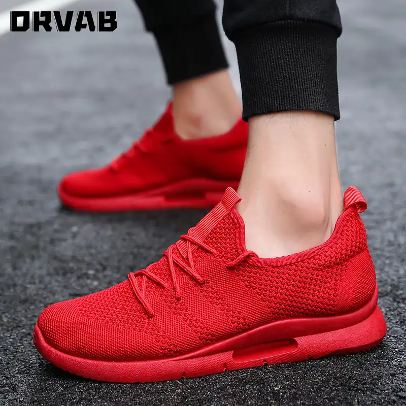 Tenis color rojo para hombre Clearance