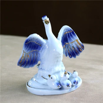 

Cozy Porcelain Swan Mother Miniature Ceramic Baby Swan Figurine Pregnancy Decoration Craft Ornament Birthday Gift Mother's Day