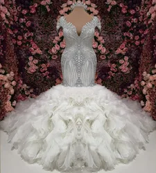 Luxury Crystal Mermaid Arabic Wedding Dresses 2022 Beading Ruffles Court Train Bridal Gowns Illusion Back Robe De Mariée