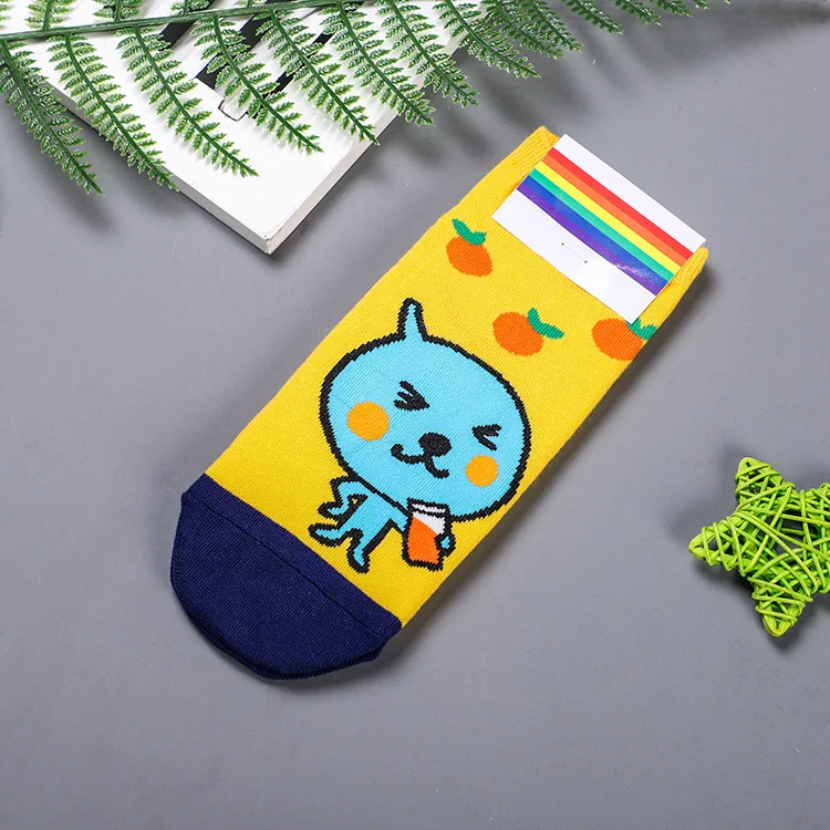 4 Носки с принтом Anpanman из мультфильма baikinman Dokin chan Kumamon Trotting Hamtaro, милые забавные женские хлопковые носки, осенние корейские Повседневные носки - Цвет: 4
