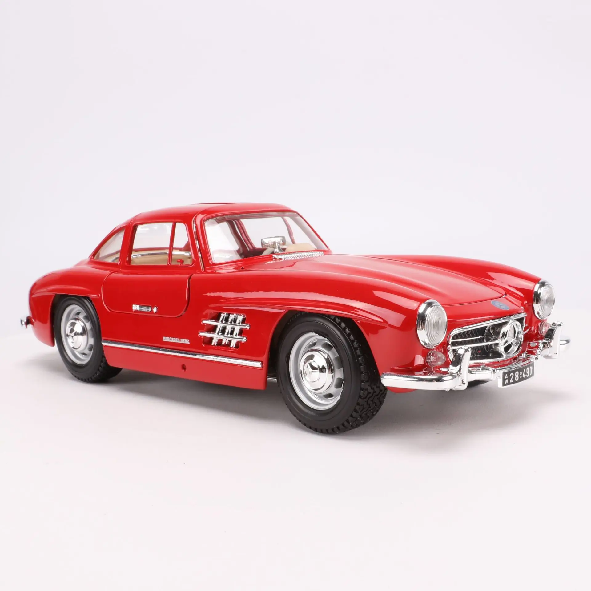 Bimeigao 1: 18 1954 Mercedes 300SL Ретро винтажная модель автомобиля сплав модель автомобиля игрушка