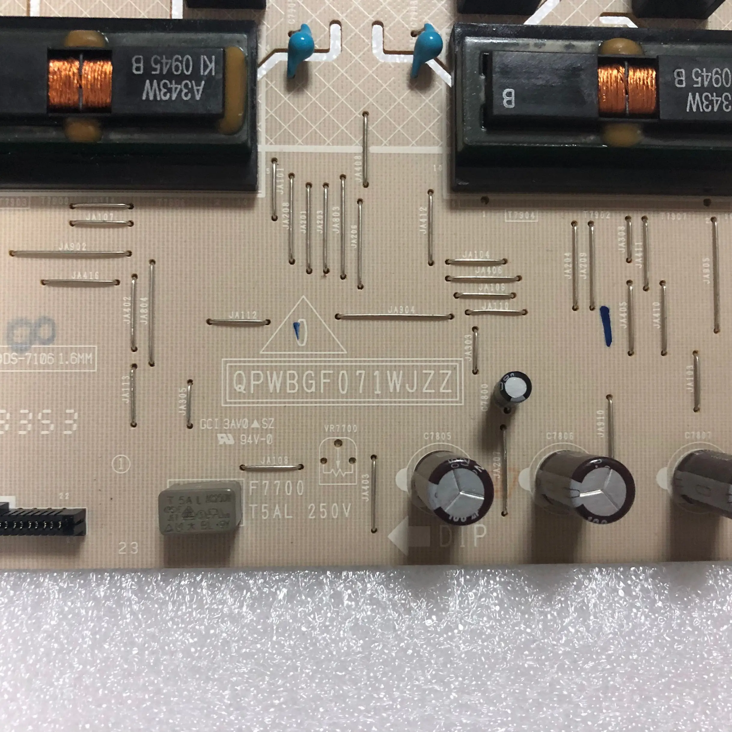 Тест работы для LCD-32A37A QPWBGF071WJZZ DUNTKF071WE высокого давления пластины
