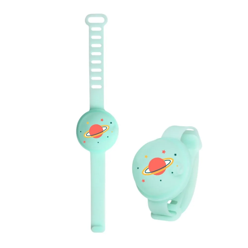 16 - WYY200813810_0431205991074542954