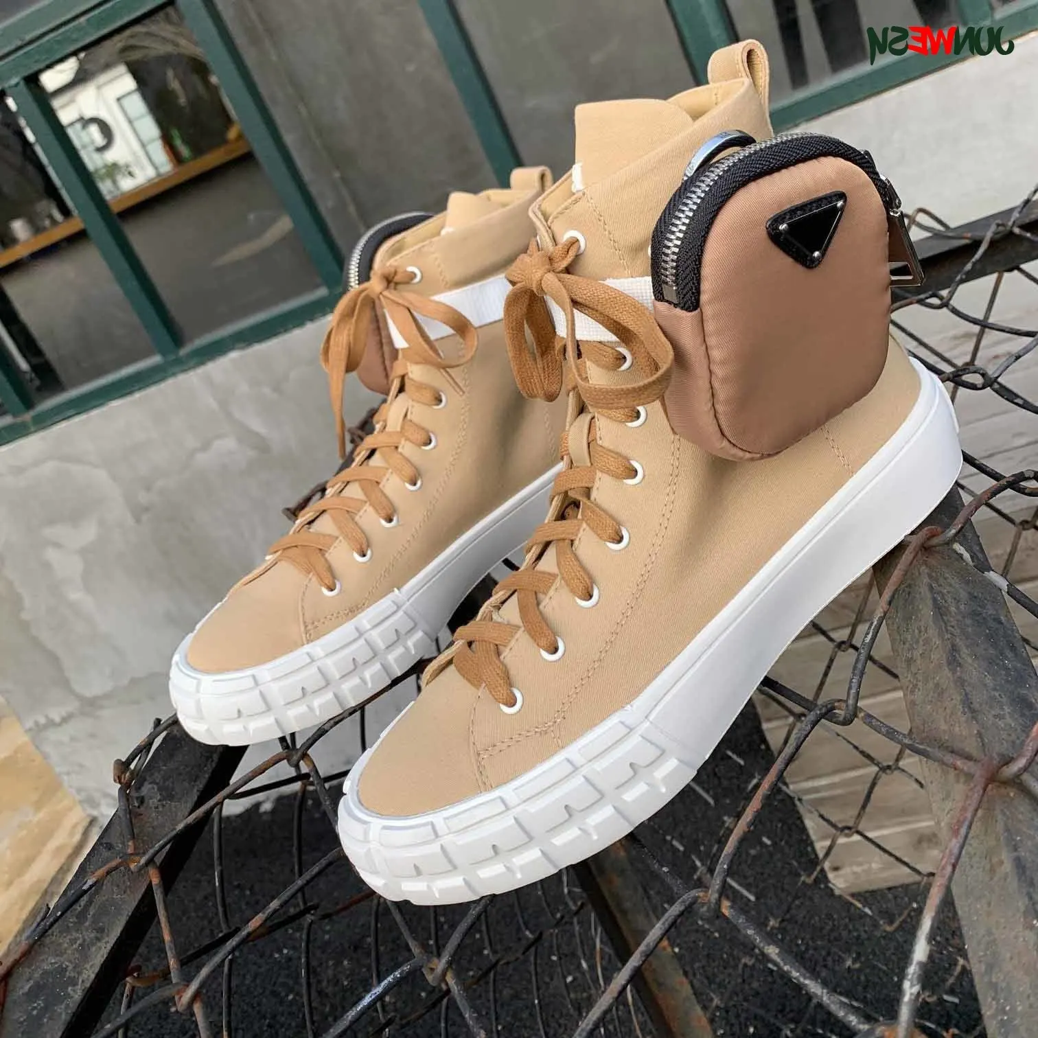 

Luxury brand P home 2020 new couple men and women high top canvas lace-up casual shoes designer vulcanized shoes