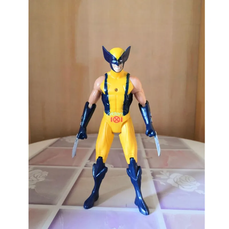 

6" The Avengers Superhero X-Men Wolverine James Howlett Thor With LED Light PVC Action Collectible Model Toy OPP 16CM Z2688