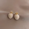 Boucles d'oreilles en perles d'abeille de Style coréen pour femmes, petites boucles d'oreilles exquises et élégantes pour dames, bijoux cadeaux d'anniversaire pour fête de mariage