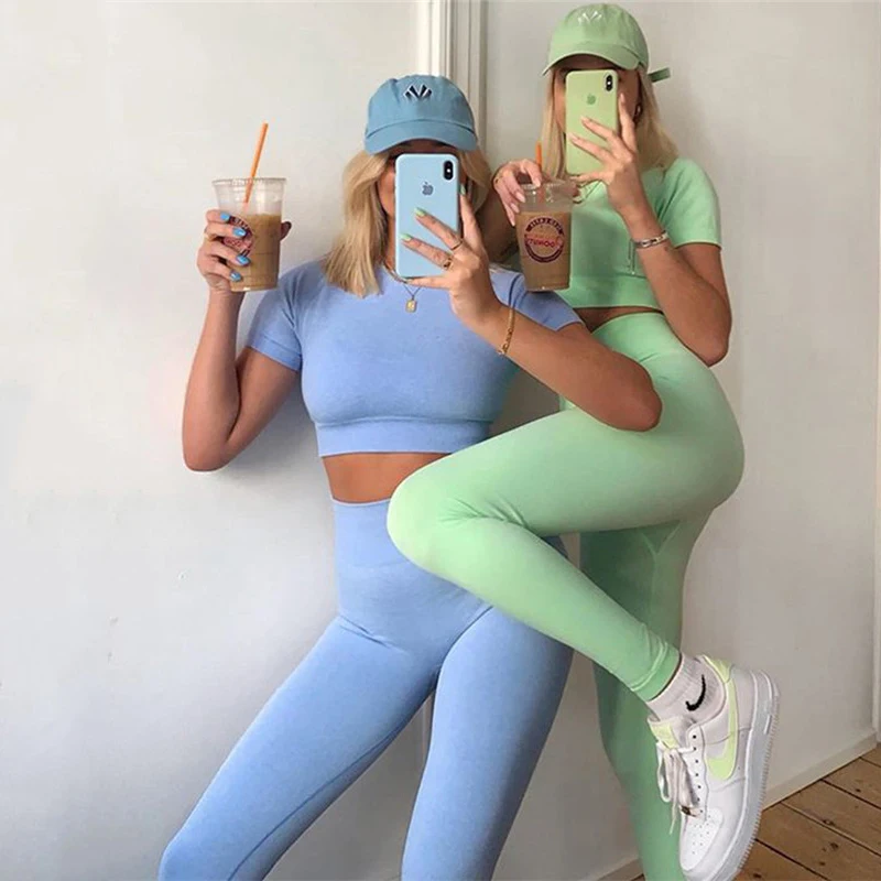 15879387009_768226816