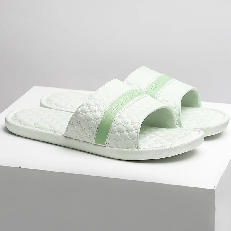

2020 New WoMen Summer Home Bathroom Slippers Female Indoor Non-slip Couple Bathing Home large size Sandals soft