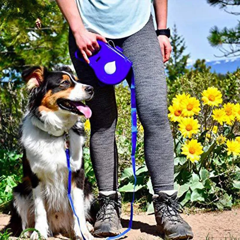 Выдвижной Поводок для собак, автоматический гибкий поводок для собак со складной бутылкой для воды, держатель для закусок, сумка для мусора, контейнер для домашних животных