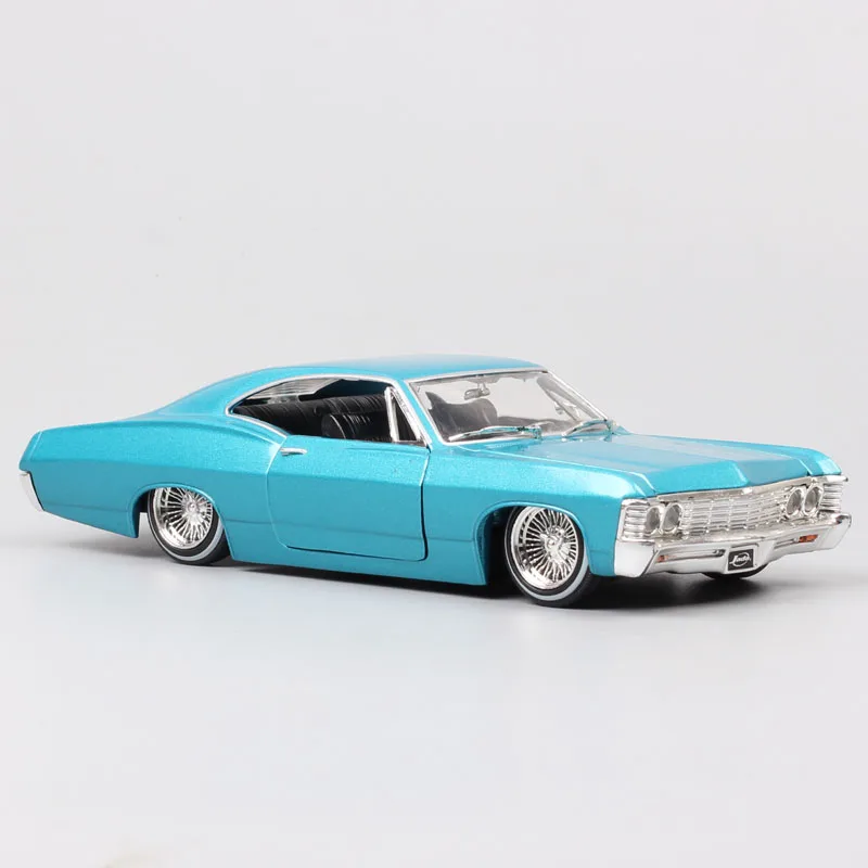 Детские 1/24 весы винтажные Jada Ретро 1967 chevrolet IMPALA SS литые автомобили chevy супер спортивные гоночные модели Миниатюрные