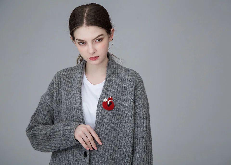 Blucome прекрасные акриловые Кожаные броши с лисой шпильки золотистого цвета ручной работы модная брошь-животное шарф клип костюм шляпы платье аксессуар