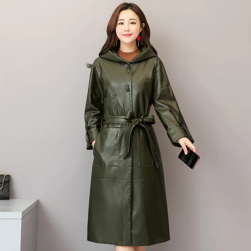 Женская длинная куртка из искусственной кожи с капюшоном Осень зима размера плюс