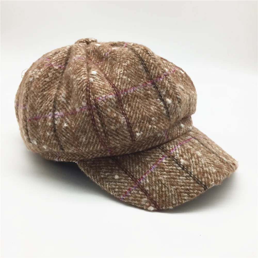 Light Brown Женский твидовый в клетку для мальчика шляпа женщины и девочки Шерсть Войлок Восьмиугольные шляпы женский газетчик черно-белые клетчатые зимние шляпы - Цвет: Light Brown