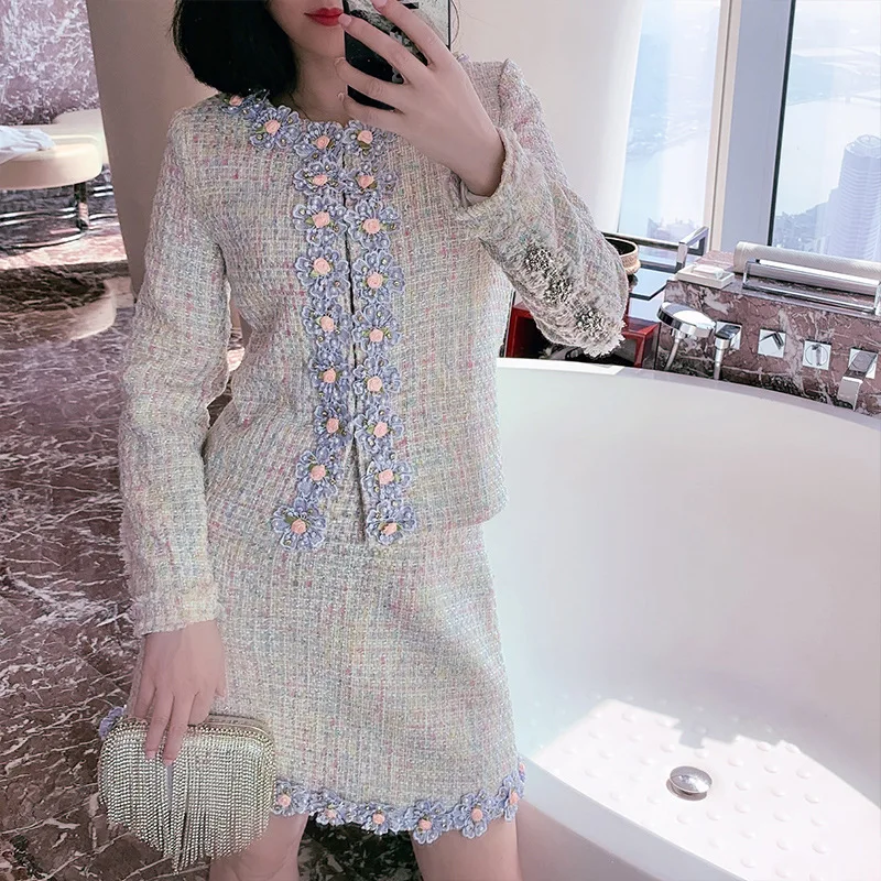

Autumn 2019 New Fashion Small Fragrance Three-dimensional Flower Woolen Coat Half-length Skirt Two-piece Set Women 2 Piece Set