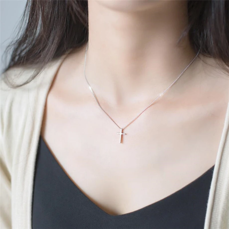 Cross Pendant Simple Silver Color Clavicle Chain Fresh Wild Necklace For Women Fashion Jewelry Party Birthday Gift SNE294