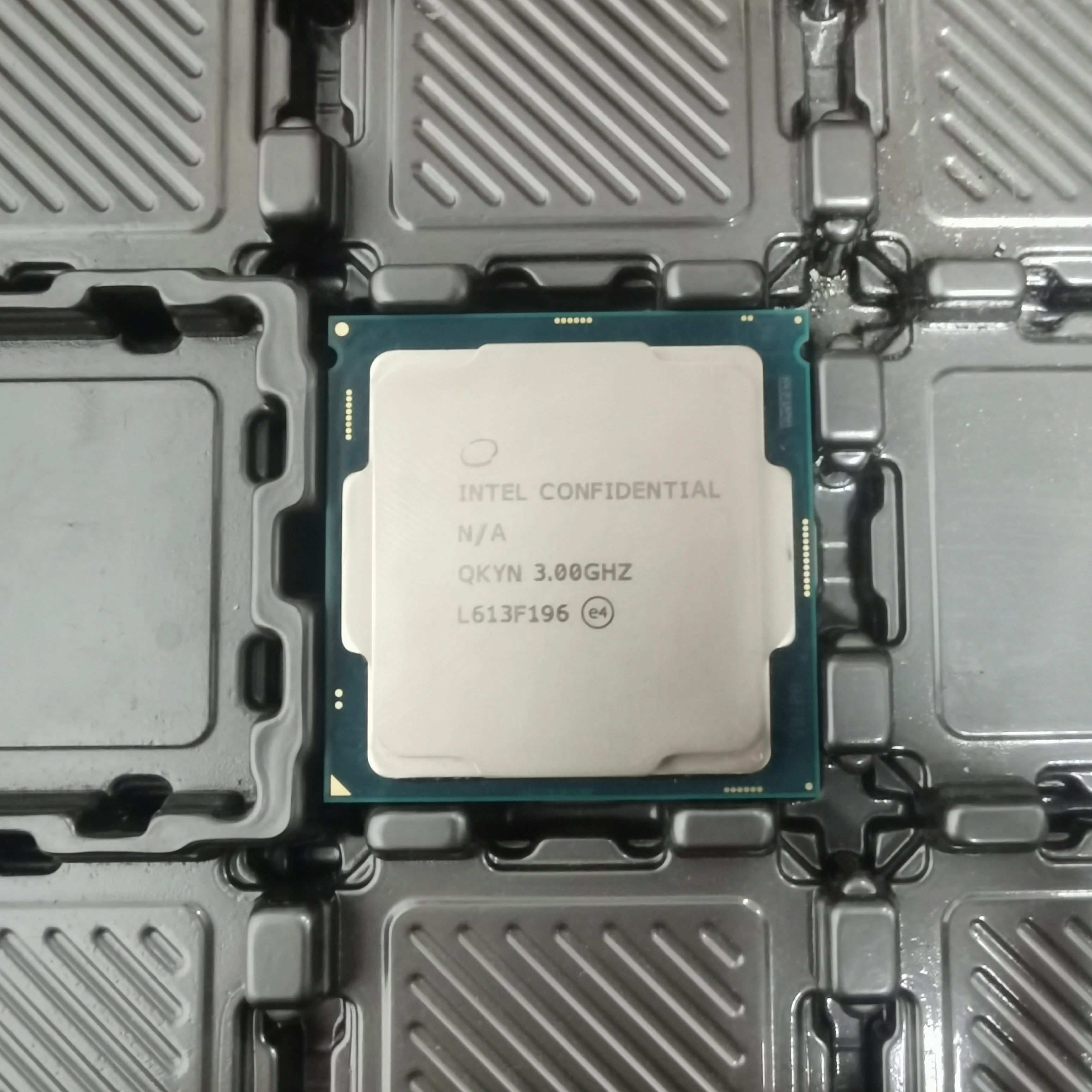 I7-7700 Es Qkyn 8M 3.0G Qkyn Lga1151 3.0 Ghz Quad-Core Processore Cpu A Otto Thread 8M 65W