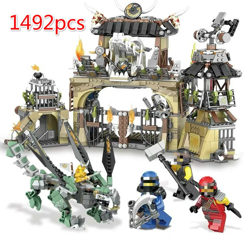 

1492pcs Ninjagoe Series Heavy Dragon Base Camp Castle Building Blocks Compatible Legoinglys Ninja DIY Bricks Toys for Kids