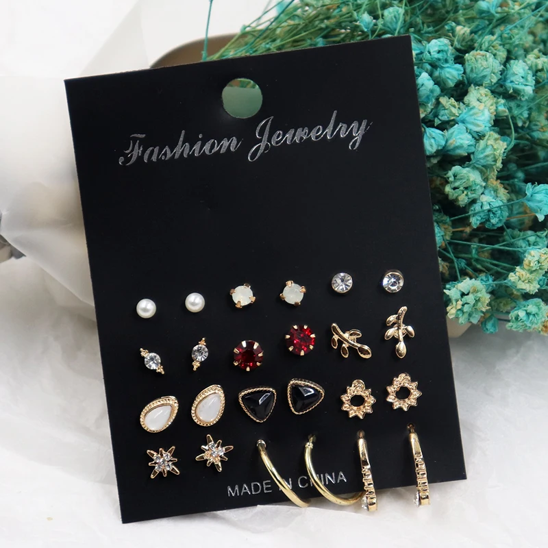 

12 Pairs of Small Earrings Set European and American Simple and Small Earrings Temperament Wild Earrings Retro Pearl Earrings