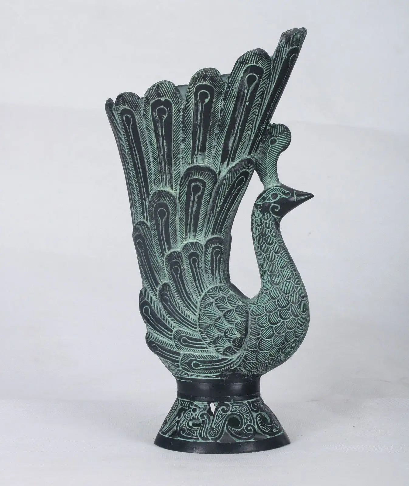 

Collectible Chinese Bronze Handwork Carved Peacock Cup