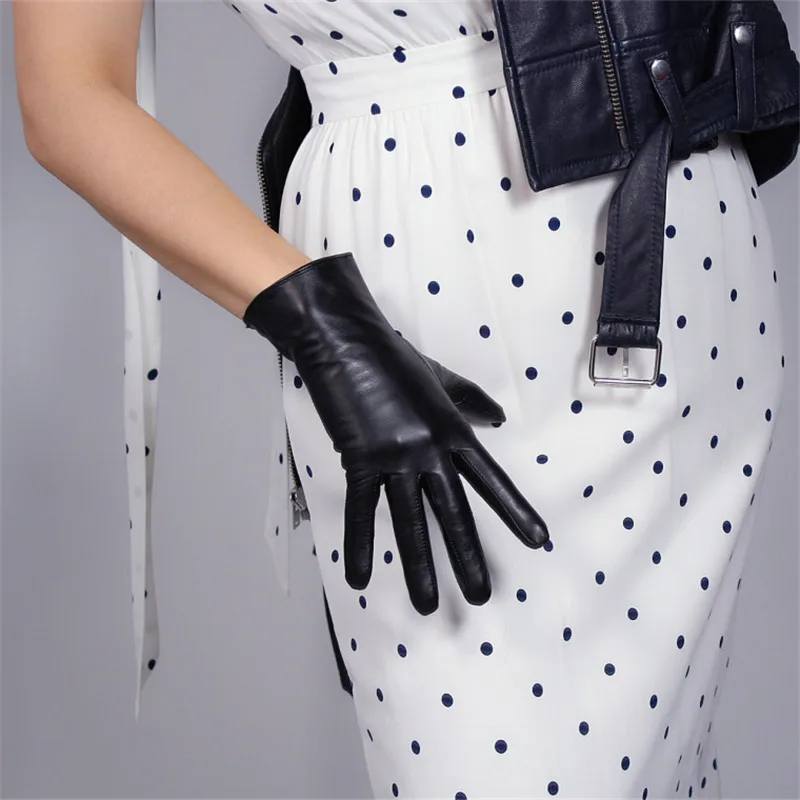 

Touchscreen Real Leather Gloves 25cm Short Style Pure Imported Goatskin Women Plush Lining Fashion Simple Black WZP07