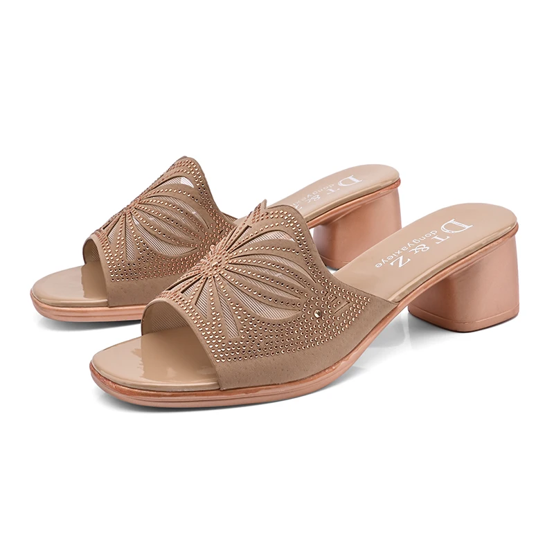 

New2020 Brand Slippers Weave Leather Women Sandal Open Toe Flat Casual Slides Summer Outdoor Beach Female Flip Flops T041