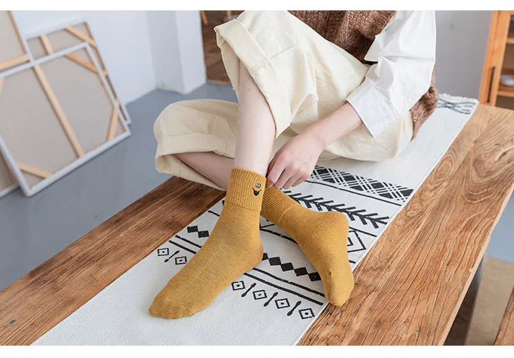 Забавные Женские носочки с вышивкой, зимние женские носки, теплые хлопковые носки с рисунком, 1 пара