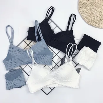 

CHRLEISURE Women Lovely Wire Free Bra Sexy Lace Push Up Bralette Summer New Small Fresh Comfortable Seamless