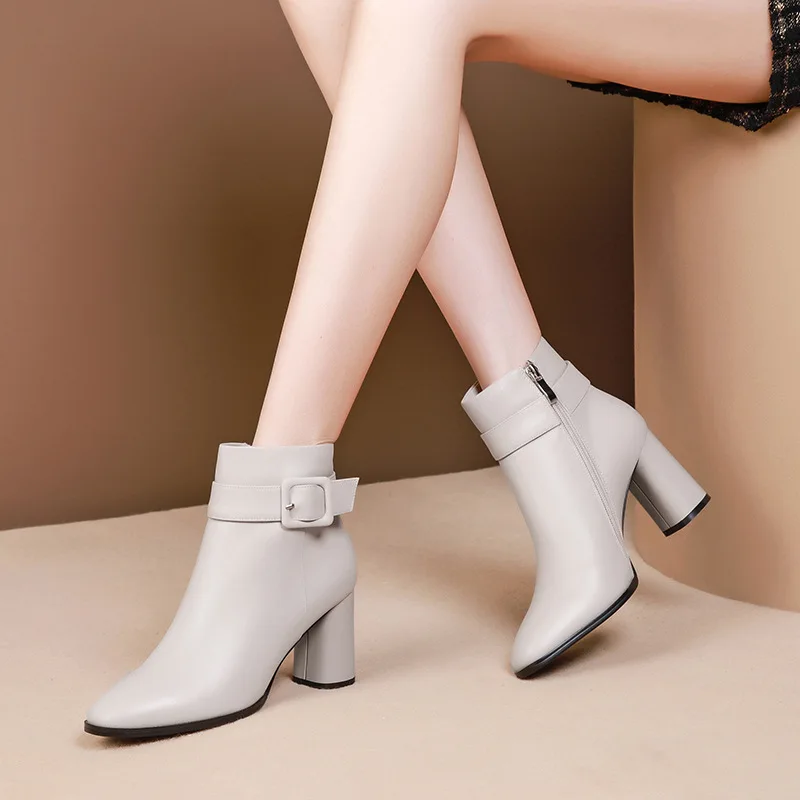 In autumn and winter, leather women's shoes boots square thick high heels metal belt buckle Joker women's short boots women