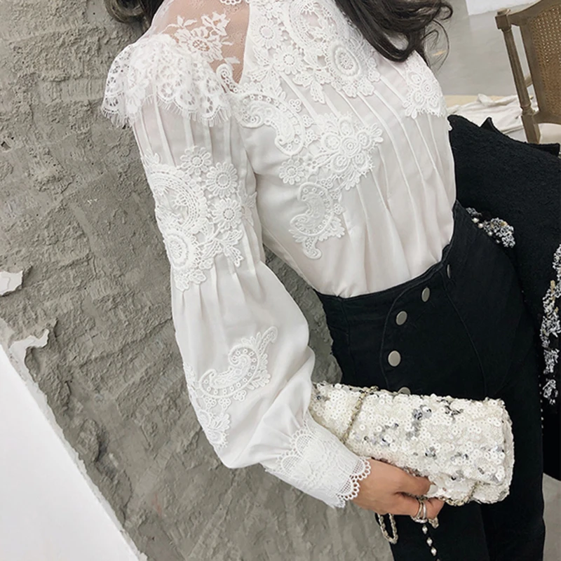 TWOTWINSTYLE сетчатая кружевная Лоскутная Женская рубашка со стоячим воротником и рукавами-фонариками, женские блузки, осенняя корейская модная одежда, новинка