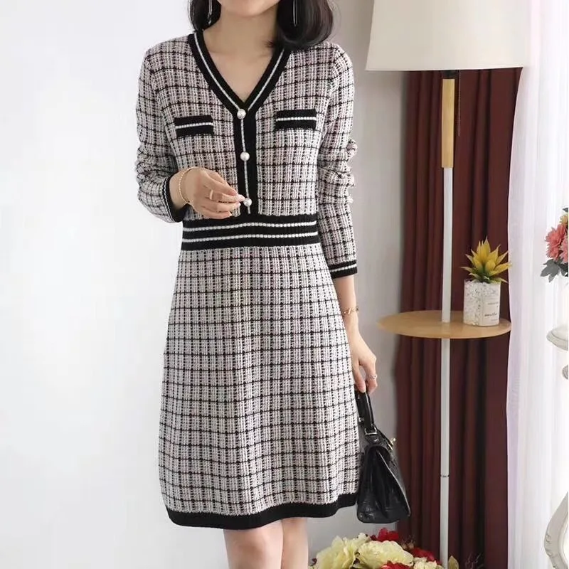 

Graceful Dress Women's Mid-length Western Style 2020 Spring Clothing New Style French Waist Hugging Slimming V-neck Knitted Skir