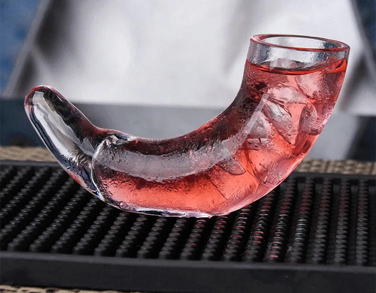 Ox Horn Cocktail Glass