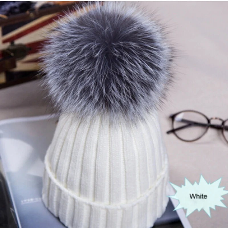 WZCX Thicken Stripe Girl Pompom Hat Keep Warm Fashion New Outdoor Solid Color Fake Fur Casual Women Beanie Winter Hat 2