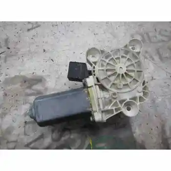 

WINDOW MOTOR FRONT LEFT MERCEDES S-CLASS (W220) SALOON 6PINS