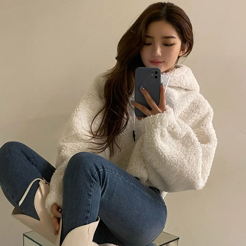 White Hoodie (4)