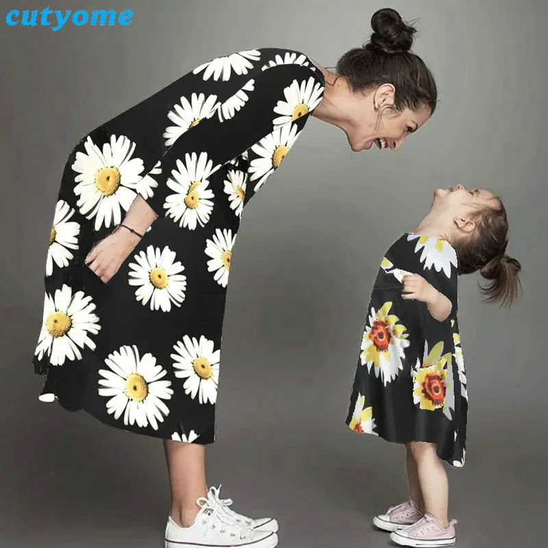 Family Look Women Matching Mother And Daughter Clothes Sun Flower Floral Dress For Mommy And Me Kids Girls Mom Daughter Dresses