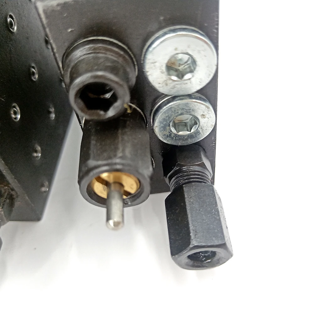 JPQA Series Grease Progressive Distributor Oil Divider Valve For Electric Lubrication System In Agricultural Machinery