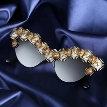 Солнцезащитные очки "кошачий глаз" с бабочкой, женские брендовые дизайнерские солнцезащитные очки с золотым цветком, модные солнцезащитные очки для женщин, трендовые тонированные цветные тени UV400