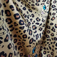 Тигр атласный креп глянцевая новая мода леопард ткань для платья платье пижамы Материал Шармез DIY ткани ленты ткань