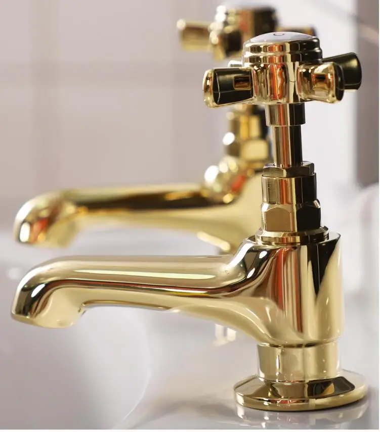Chrome Square Bathroom Faucet Brass Bathroom Basin Faucet Single cold Water Mixer Sink Tap Single Handle Deck Mounted