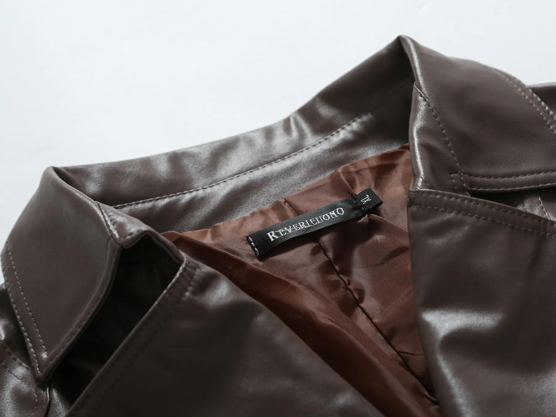 Осень и зима стиль AliExpress стиль мода Британский Стиль Мужчины сплошной цвет кабель-остается локомотивное кожаное пальто