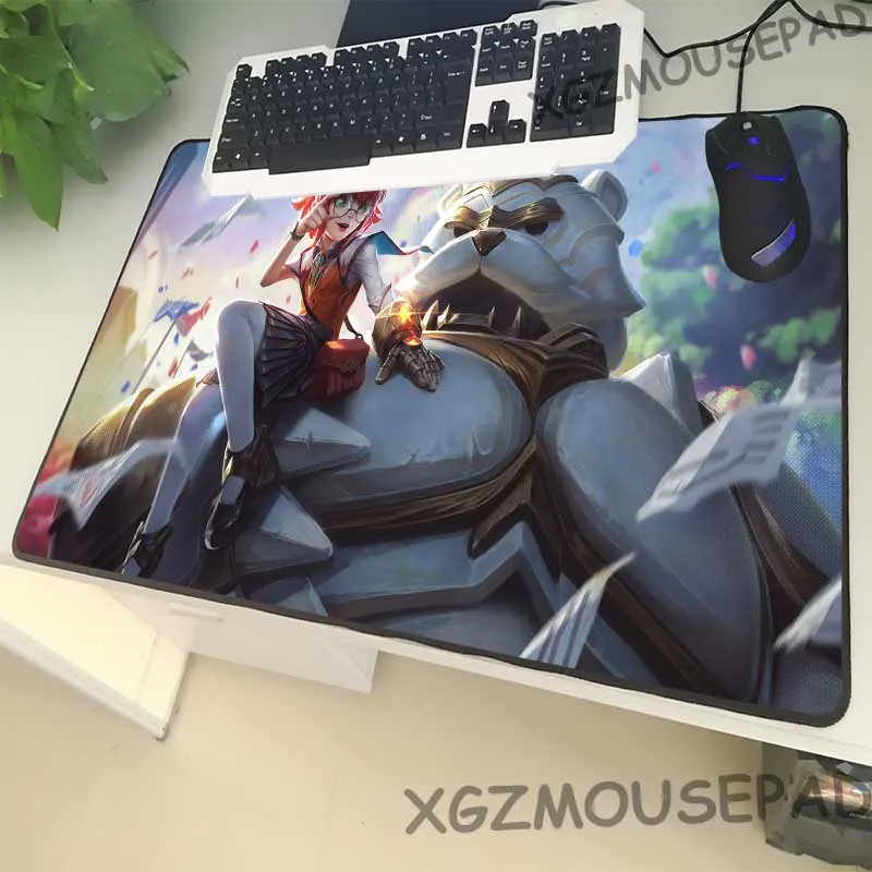 

XGZ Large Size Black Mouse Pad Lock Side Anime Student Annie Laptop PC Table Mat Cute Young Loli Rubber Non-slip Game Dedicated