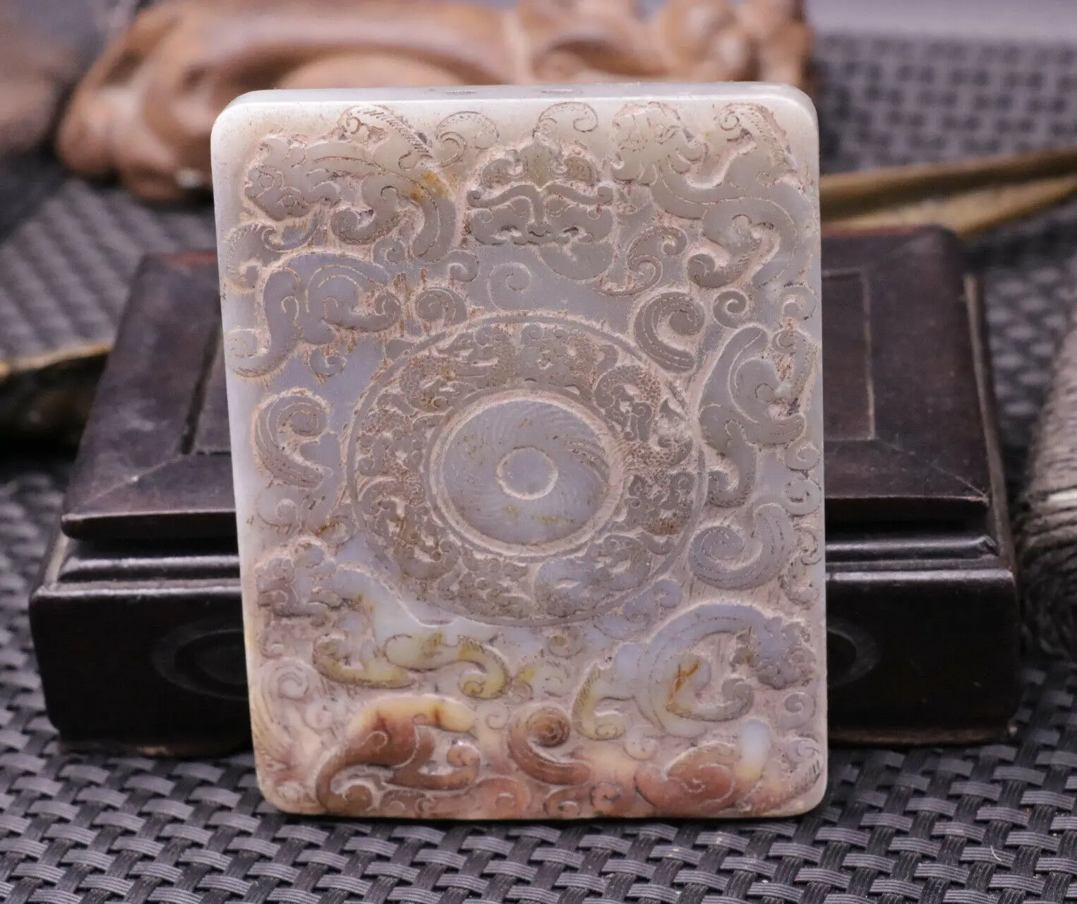 

Big Treasure Chinese Vintage Hetian Jade Swaying Li Dragon Bi PEI Delicate Totem Carving LLZB Timestown 20201126A