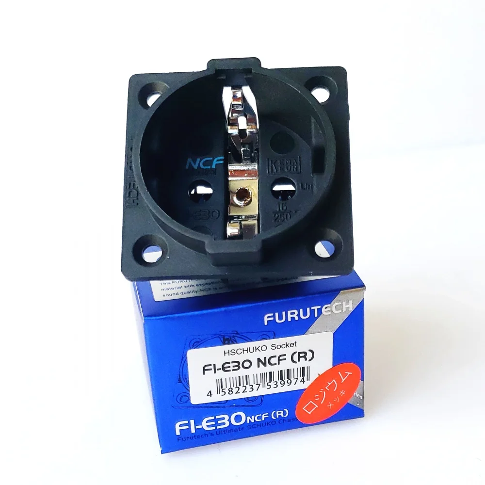 Enchufe De Entrada FURUTECH FI-50 NCF (R) 15A Chapado En Rodio - Alta Gama Para Sistemas De Audio