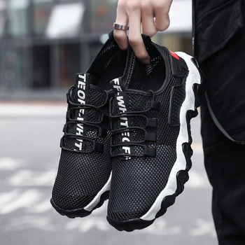 

Summer Plus Size Couple Sports Shoes Light Breathable Air Mesh Running Shoes Men Comfortable Outdoor Trend Women Sneakers 45 46