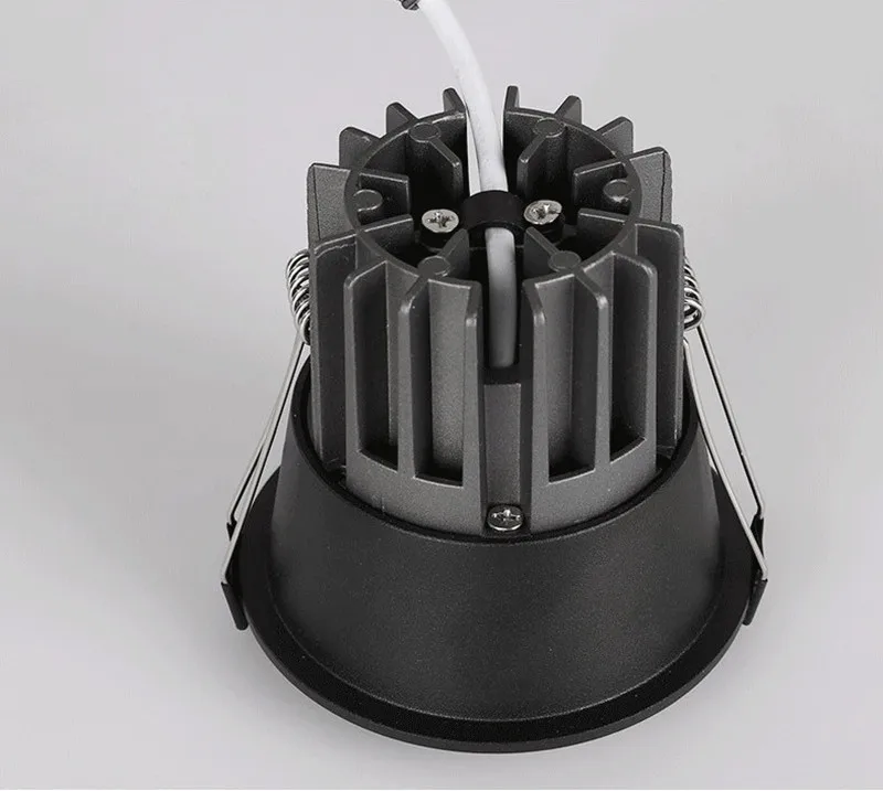 H0991896f828b4e368cbd056aba74a6b7B