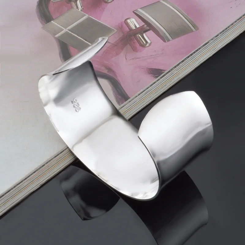 3390688343_735333281