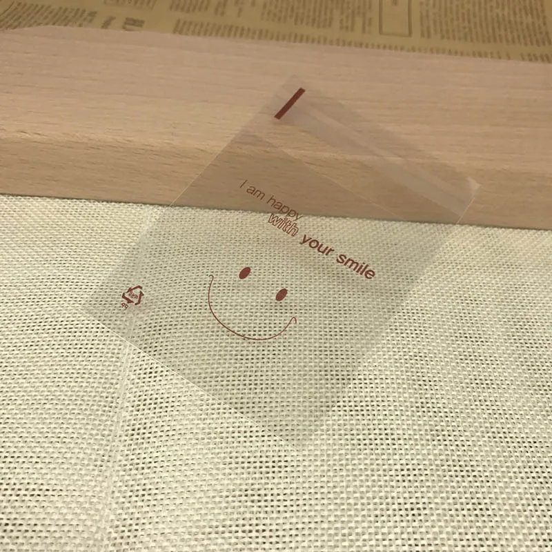 Smiley face 100 шт красочные чашки подарочные пакеты для сладостей клубника панда вечерние Goodie упаковка сувениры подарок торт прозрачная упаковка печенье - Цвет: Smiley face