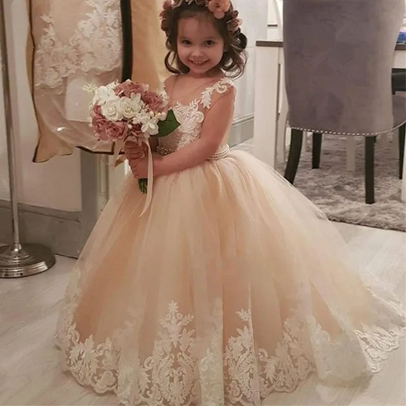 85 Champagne Flower Girl Dresses For Wedding Custom Made New Arrival Hot Pageant Dress Sleeveless and Appliques Satin